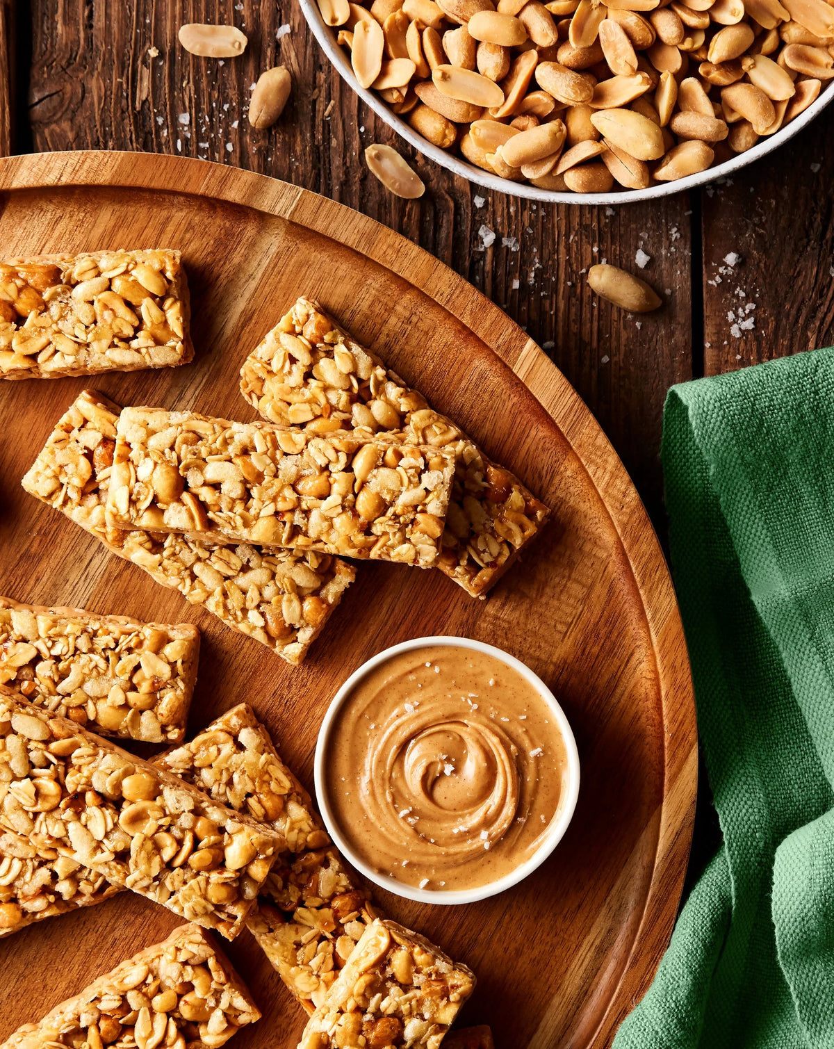 Nature Valley Sweet & Salty Nut Peanut Granola Bars, 6 Bars, 210 g