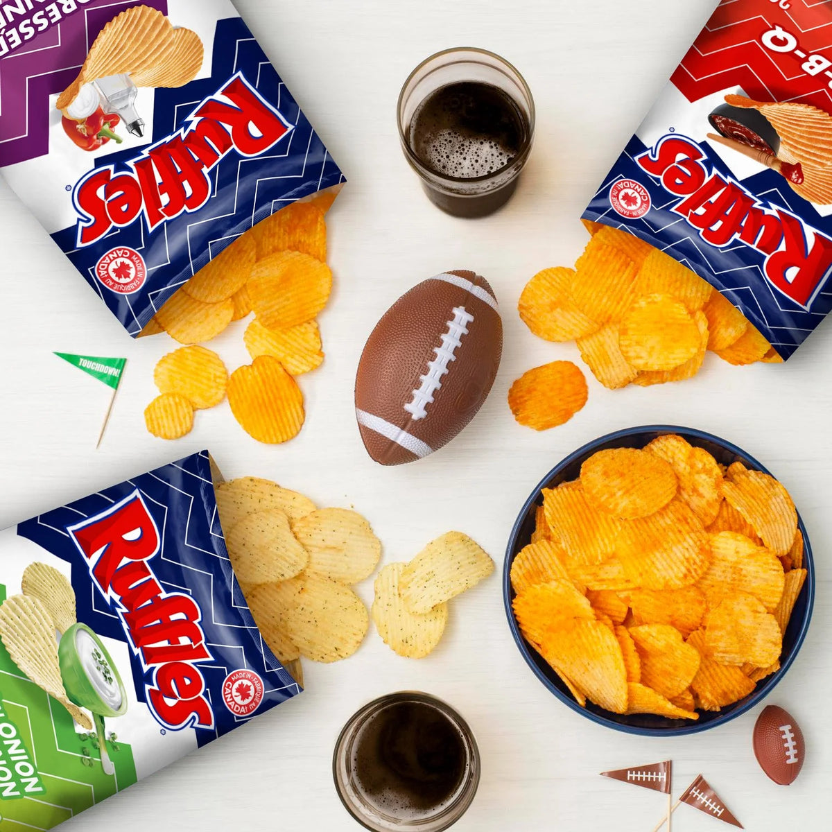 Ruffles Spicy All Dressed Flavoured Potato Chips, 180 g