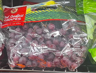 Red Grapes 1Kg
