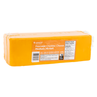 Agropur Medium Cheddar Cheese 2.27 kg