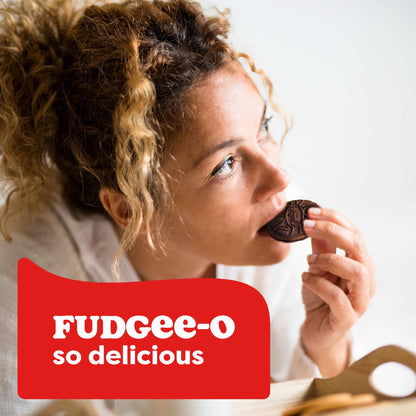 Fudgee-O Chocolatey Crème Filled Sandwich Cookies, 303 g