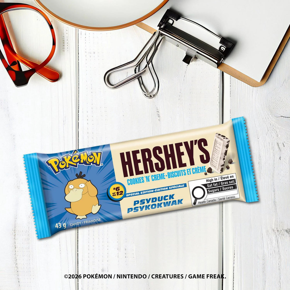 HERSHEY'S Cookies 'N' Creme Pokémon Special Edition Candy Bar, 43 g