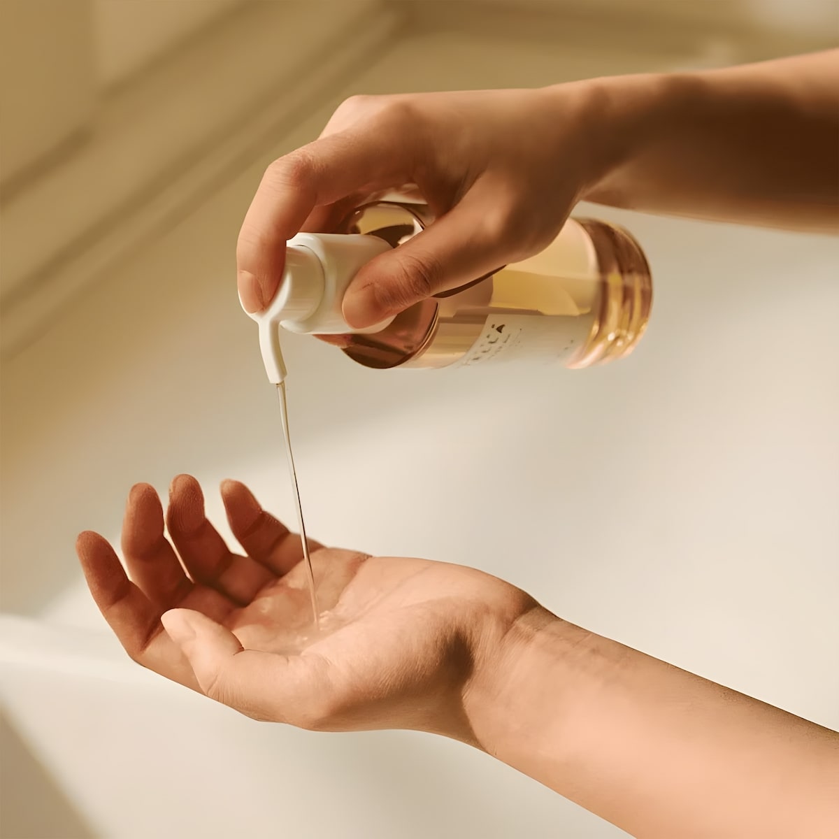 SKIN1004 Centella Light Cleansing Oil, 200 mL