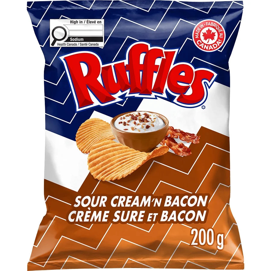 Ruffles Sour Cream & Bacon Flavoured Potato Chips, 200 g