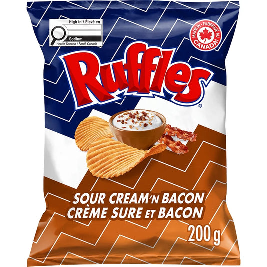 Ruffles Sour Cream & Bacon Flavoured Potato Chips, 200 g