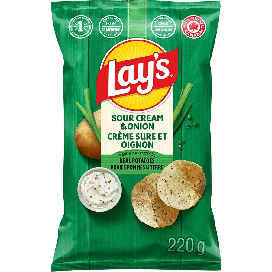 Lay's Sour Cream & Onion Flavoured Potato Chips, 220 g