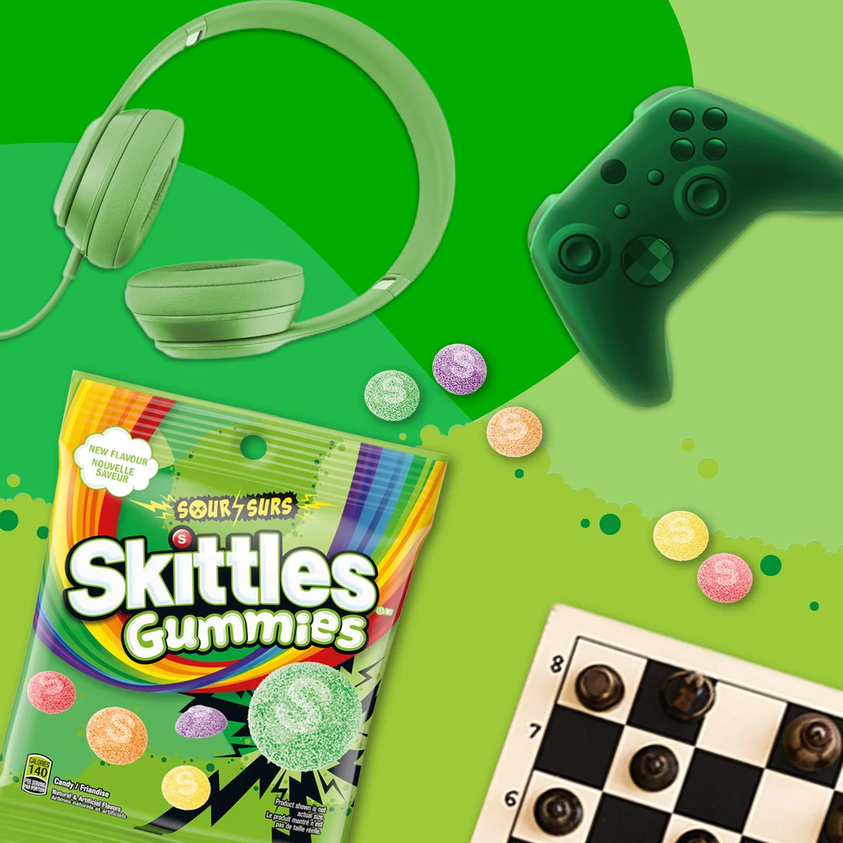 SKITTLES Sour Gummies Chewy Candy, 130 g