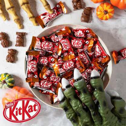 NESTLÉ Favourites KITKAT, AERO, SMARTIES & COFFEE CRISP Mini Bars & Candies, Pack of 50, 505 g
