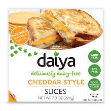 Daiya Cheddar Style Slices 220g